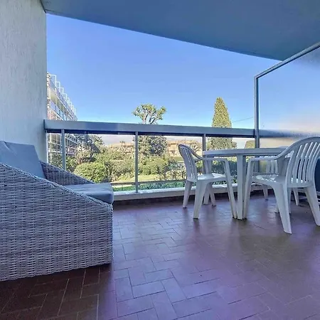 Emplacement Ideal Plages Cap D'antibes Gare Juan Les Pins * Antibes