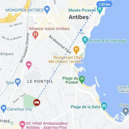 Emplacement Ideal Plages Cap D'antibes Gare Juan Les Pins Lejlighed Antibes